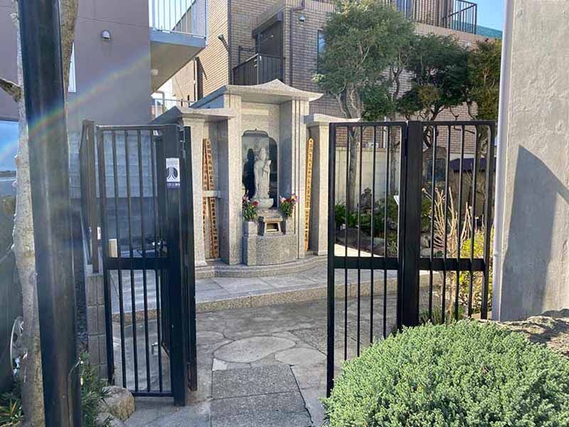 長源寺　永代供養墓入口