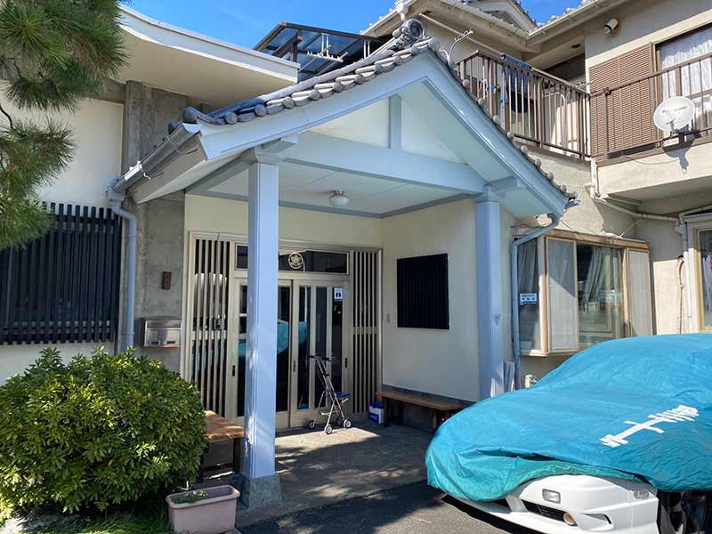 長源寺　本堂入口