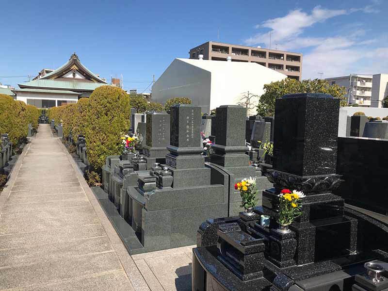 グリーンパーク葛飾　バリアフリーの参道