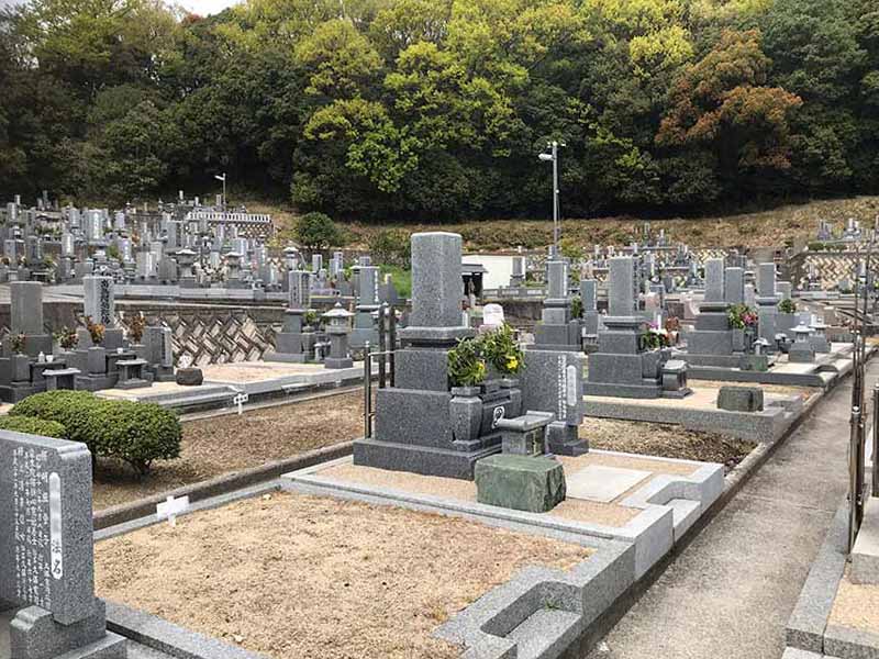 加茂こびら墓苑