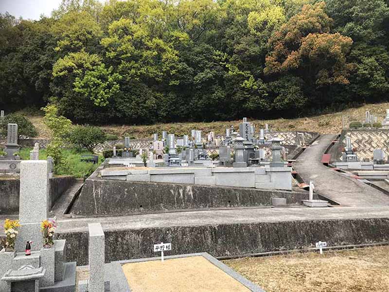 加茂こびら墓苑