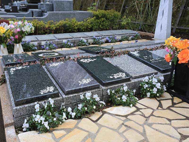 鎌倉やすらぎの杜　永代供養墓「憩」