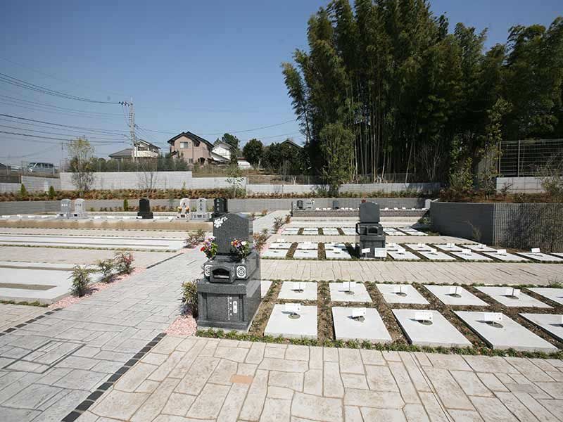 川口中央霊園の日当たりが良く明るい墓所②