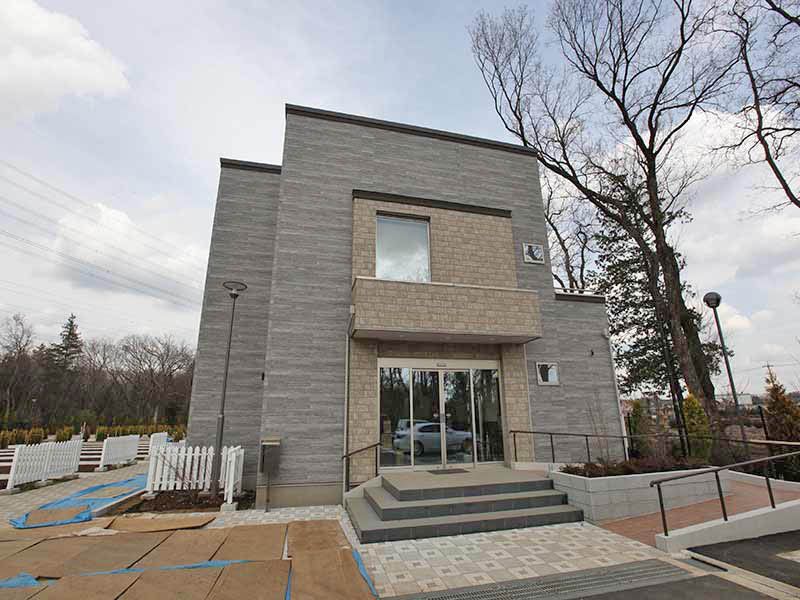 やすらぎの花の里 所沢西武霊園　管理棟