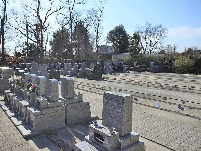 川口光輪メモリアルの日当たりが良く明るい墓所