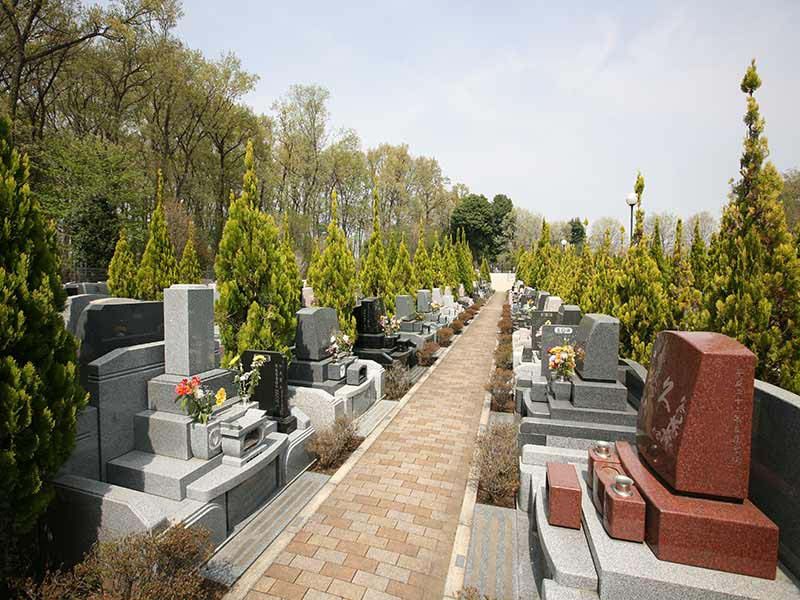 フォレスト所沢　緑豊かな墓域