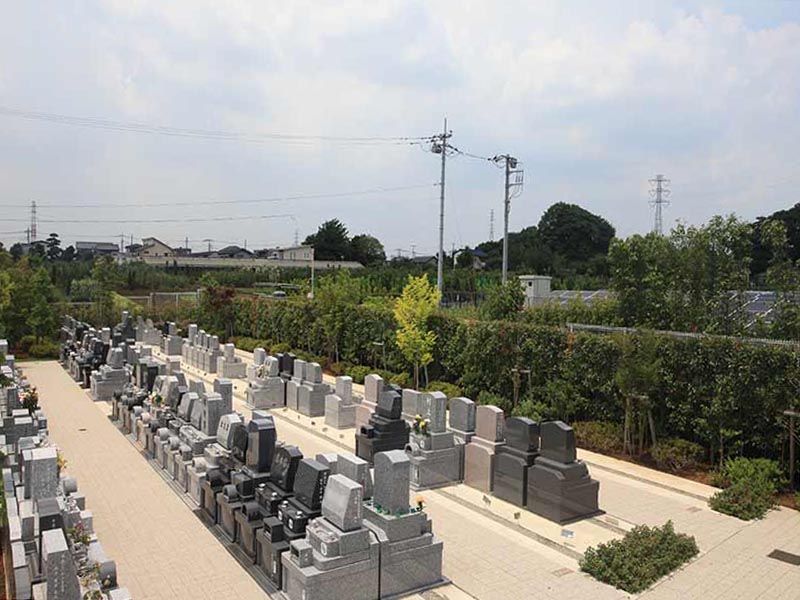 源長寺墓地まどかの杜　バリアフリー設計なのでどなたでも安心してお参りできる墓域