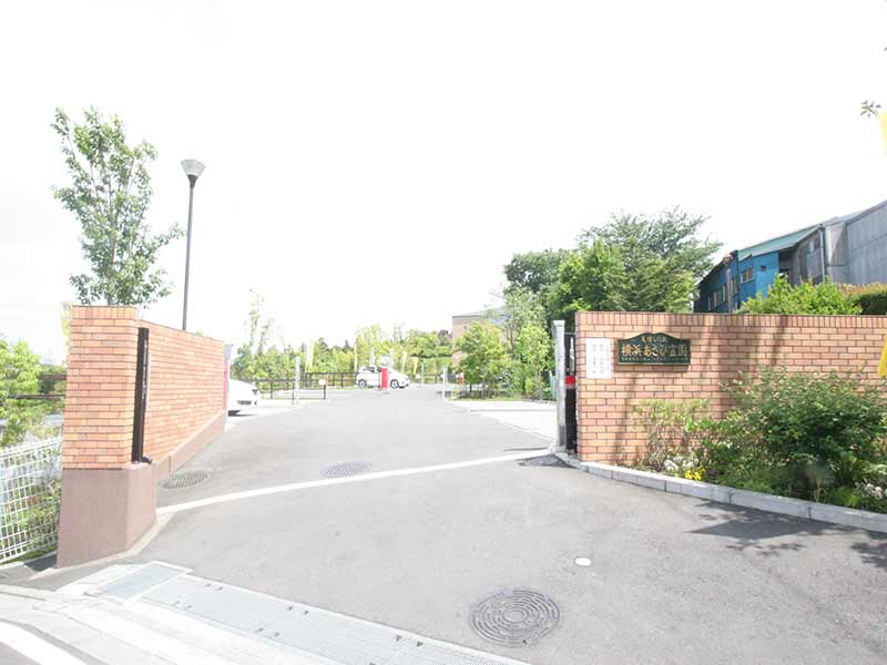 横浜あさひ霊園　入口