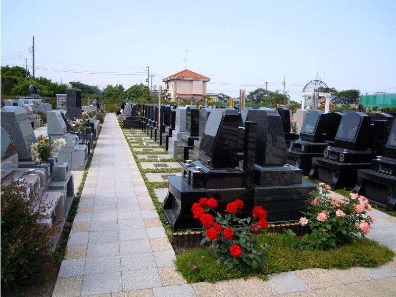 メモリアルパーク花の郷聖地 相模大塚　園内はバリアフリー設計