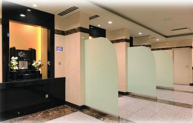 回向院納骨堂 久保山清苑　高級感漂う参拝ブース