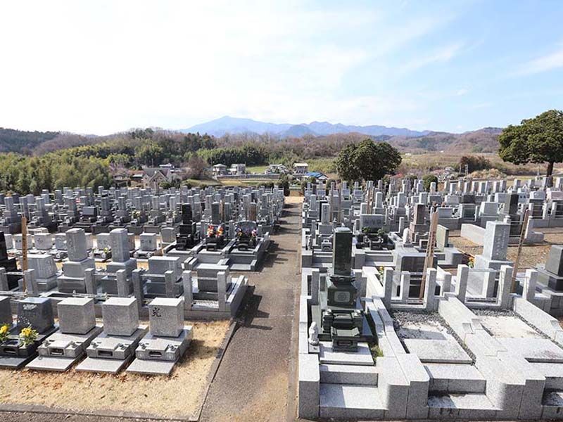 厚木中央霊園　墓域からの景色も良好