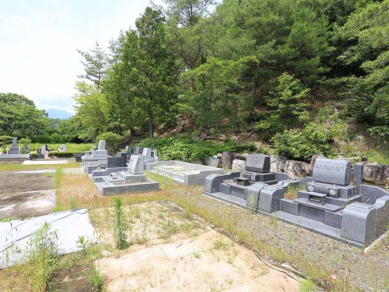 都留聖地霊園