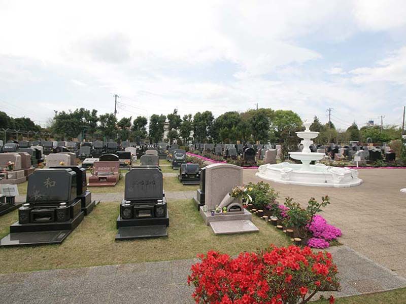 メモリアルパーク花の郷聖地 相模大塚　ガーデン風の洋風墓所