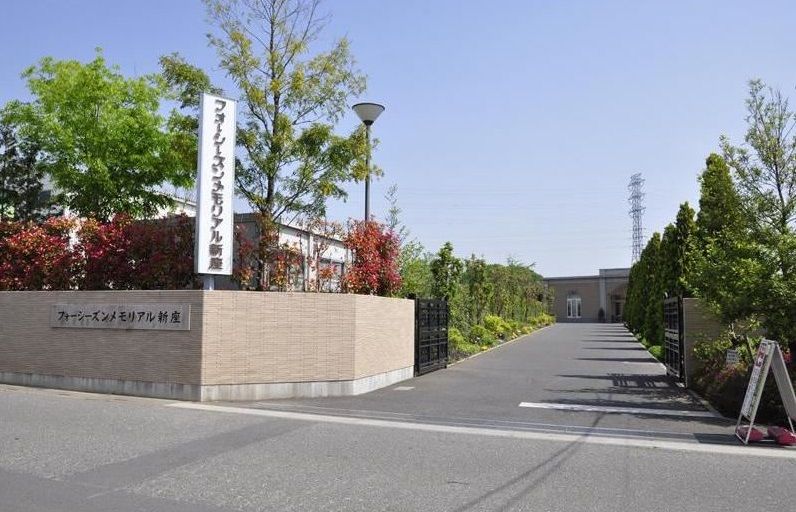 重厚感のある入り口