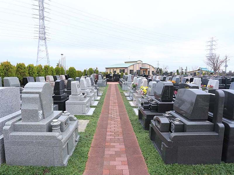 メモリアルパーク流山聖地　芝生墓所