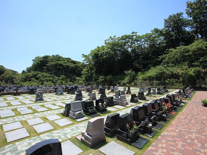 メモリアルパーク大磯　人気のある区画「芝生墓地」