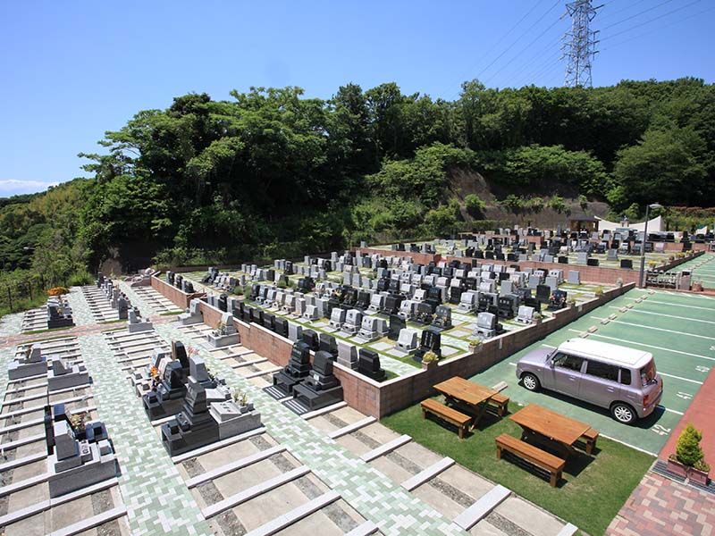 メモリアルパーク大磯　本格欧風公園墓地