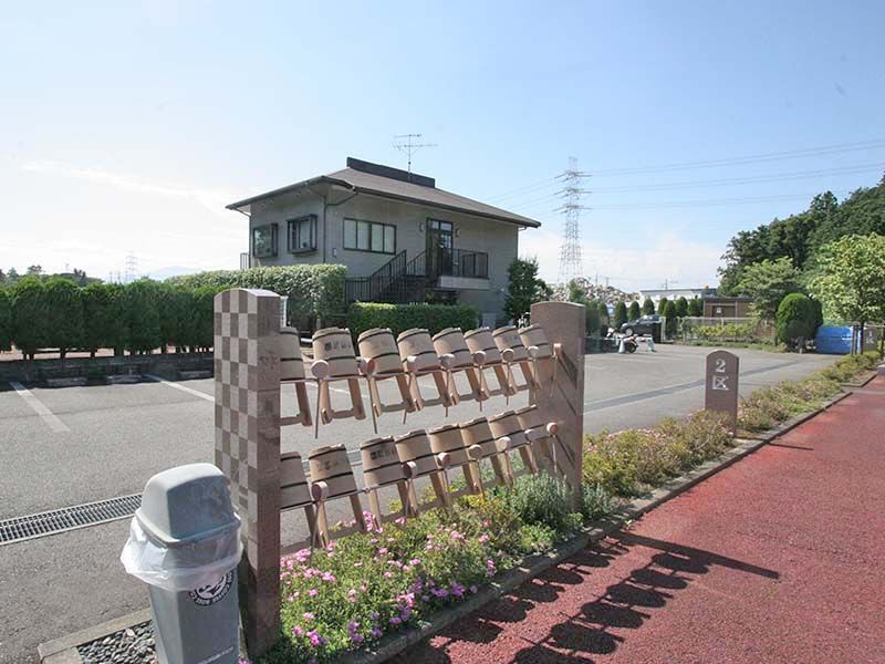 県央綾瀬霊園　参拝道具も完備