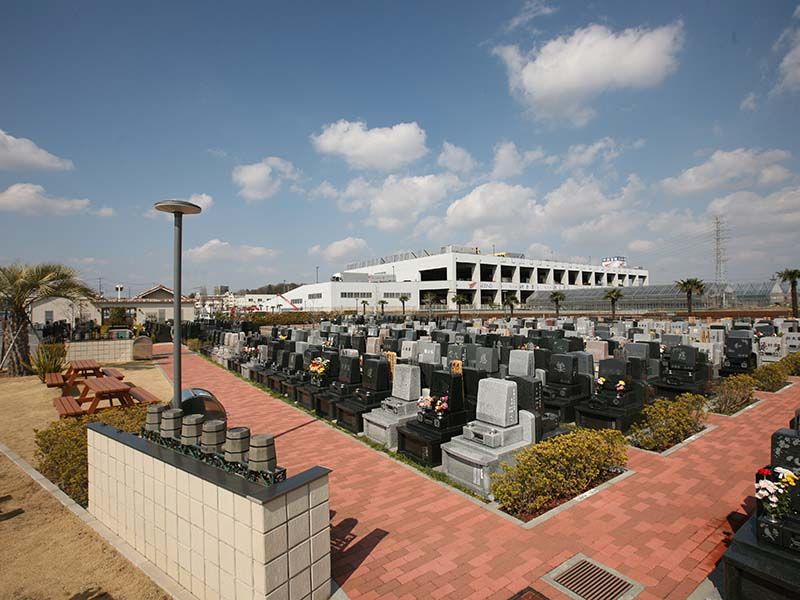 第二朝霞聖地霊園　霊園内全景