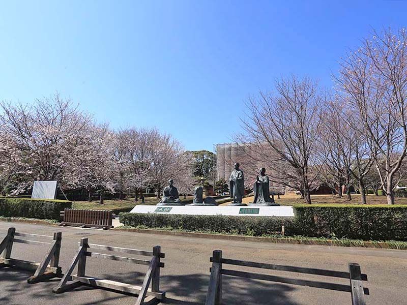 大本山 總持寺（総持寺）　相承石像