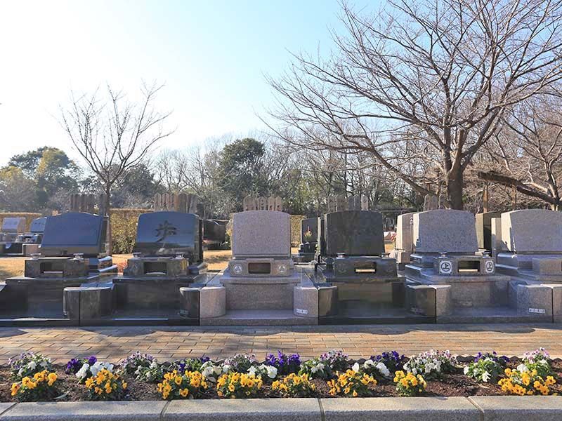 森のお墓 弥生の里・自然聖園　洋型墓石