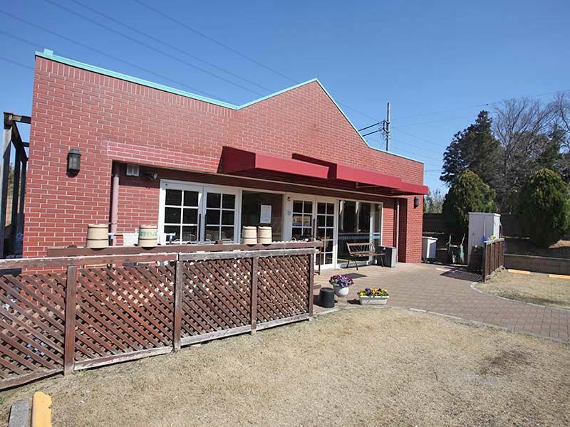 野田さくら霊園　管理事務棟