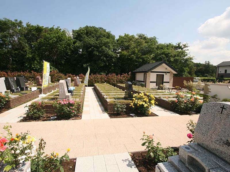 メモリアルパーク大和墓苑 ふれあいの郷　全区画平坦なバリアフリー設計