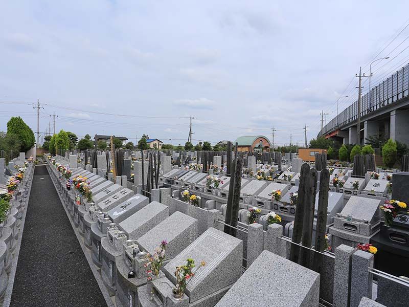 さくらメモリアルパーク　開放感ある園内