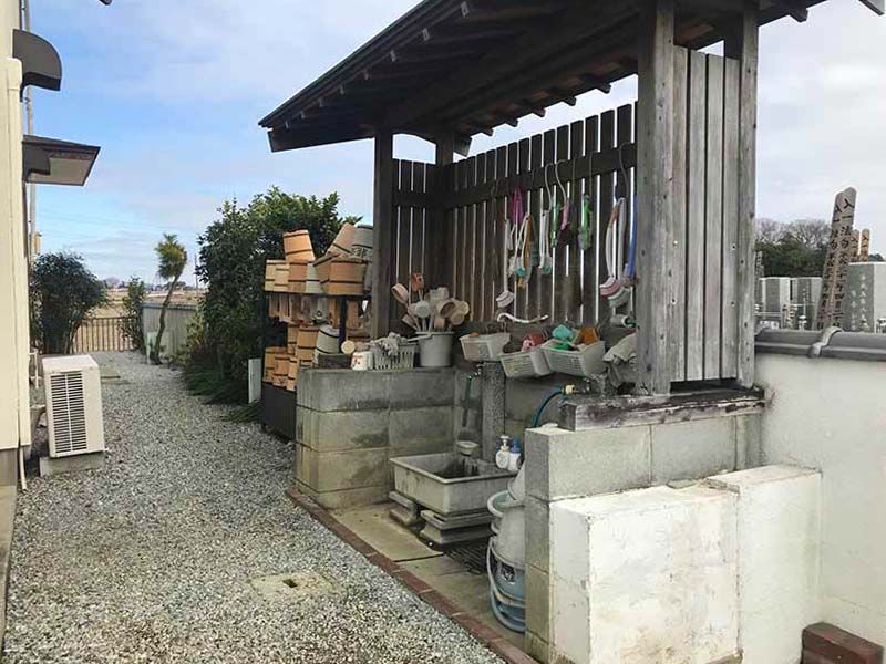 東武やすらぎの里　参拝・掃除用具置き場