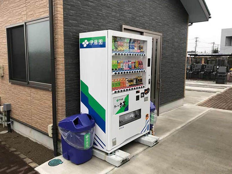 メモリアルガーデン朝霞　自動販売機完備