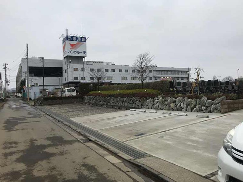 メモリアルガーデン朝霞　専用駐車場完備