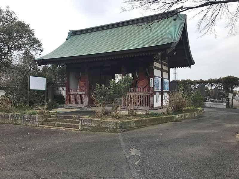 定勝寺墓苑