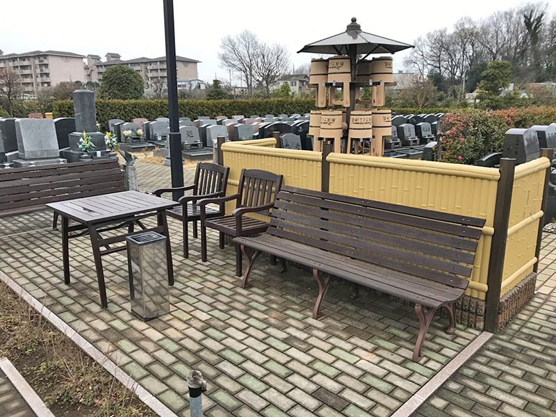 新座さくら浄苑　苑内にある休憩スペース