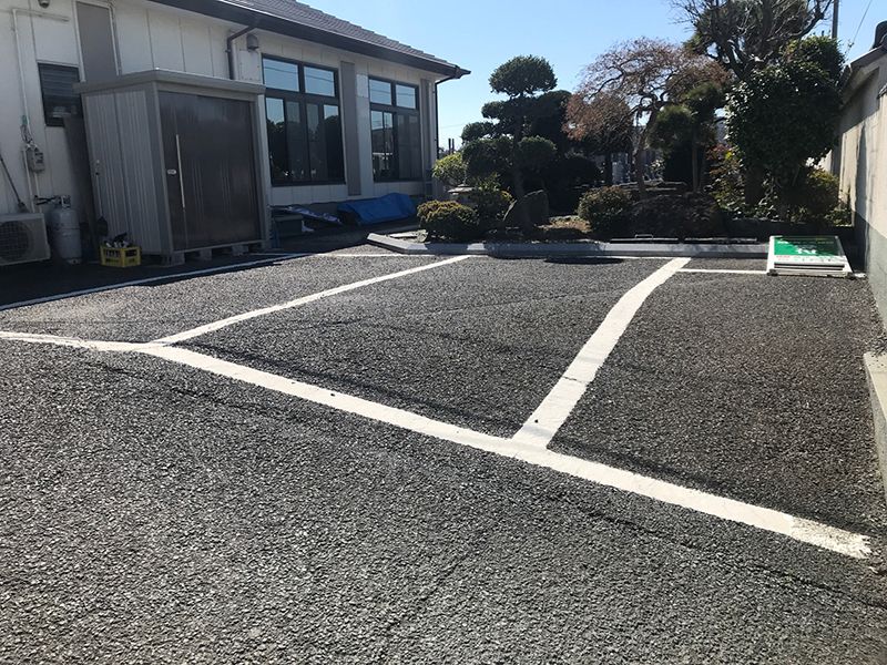 越谷中央霊園　駐車スペース