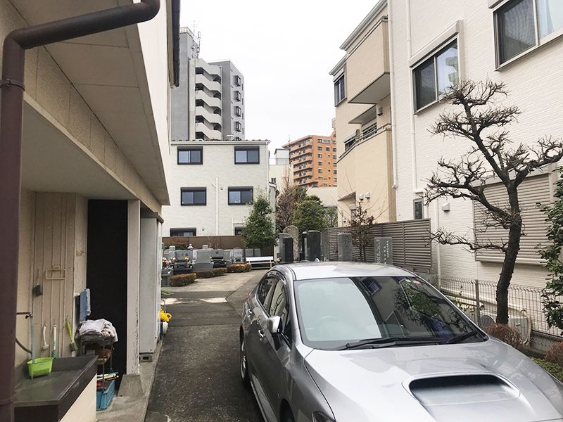 洗心浄苑　バリアフリーの参道