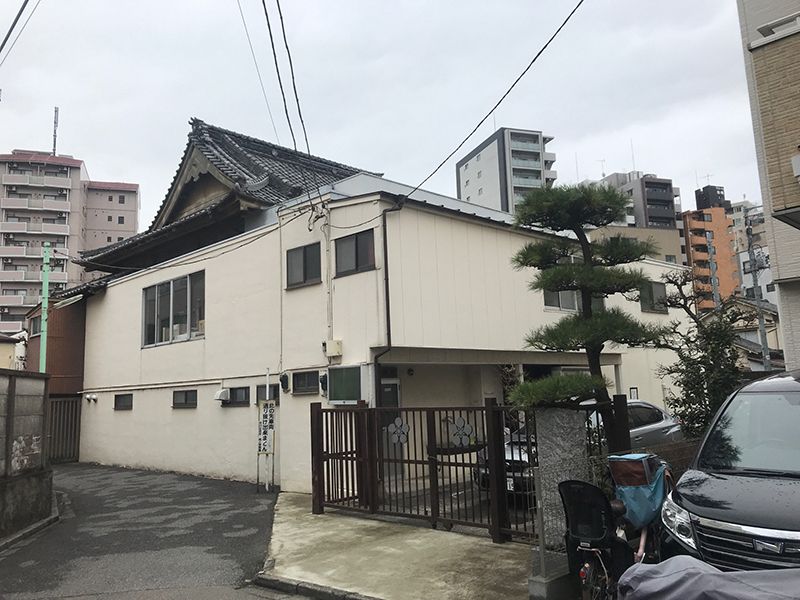 洗心浄苑　参拝者入口