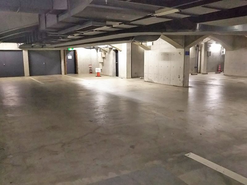 東京カテドラル納骨堂 高輪分室(クリプト高輪)　広い駐車場