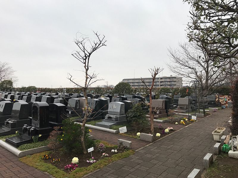新座メモリアル　隣との間にゆとりのある墓域