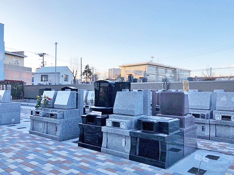 平等山 法田寺墓苑　洋型墓石