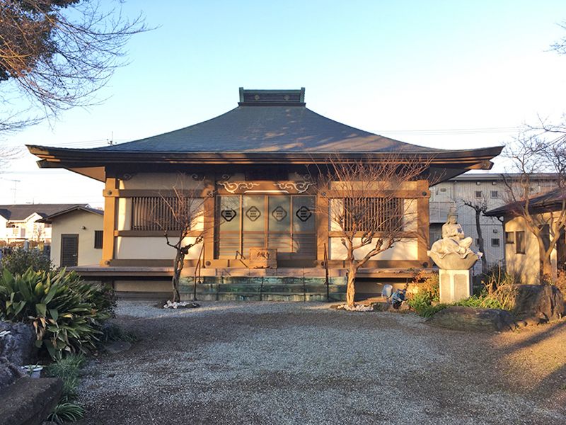 相模原フラワージュ　趣がある本堂