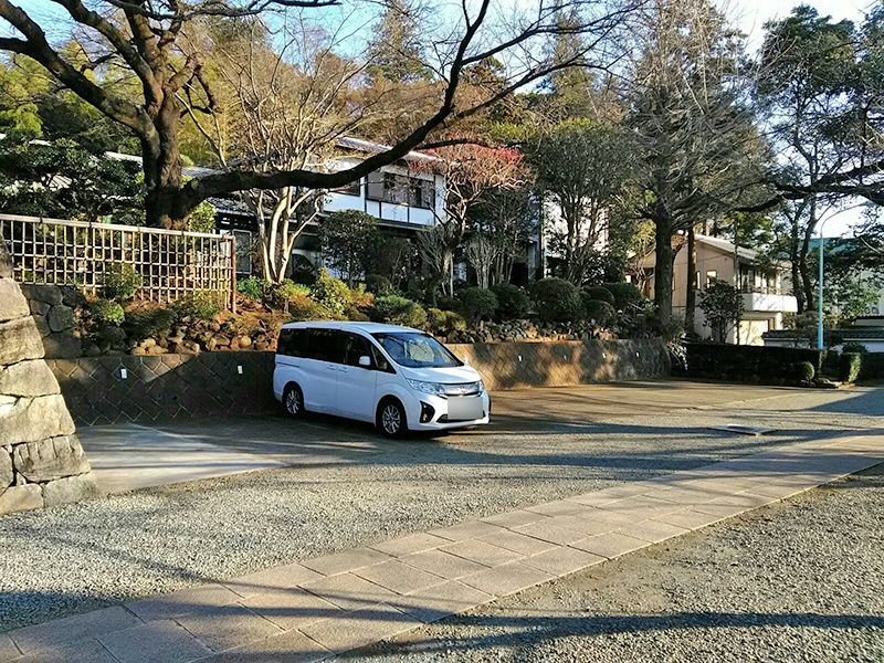 つつじ霊園　駐車スペース