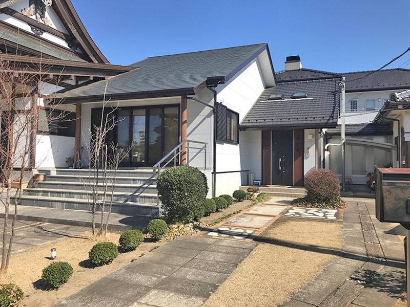 源光寺 のうこつぼ　石畳の参道