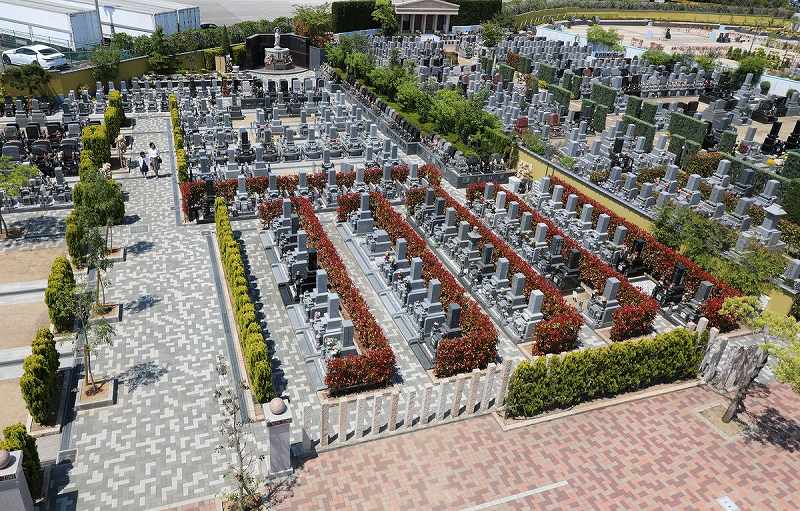 美原東ロイヤルメモリアルパーク　苑内全景