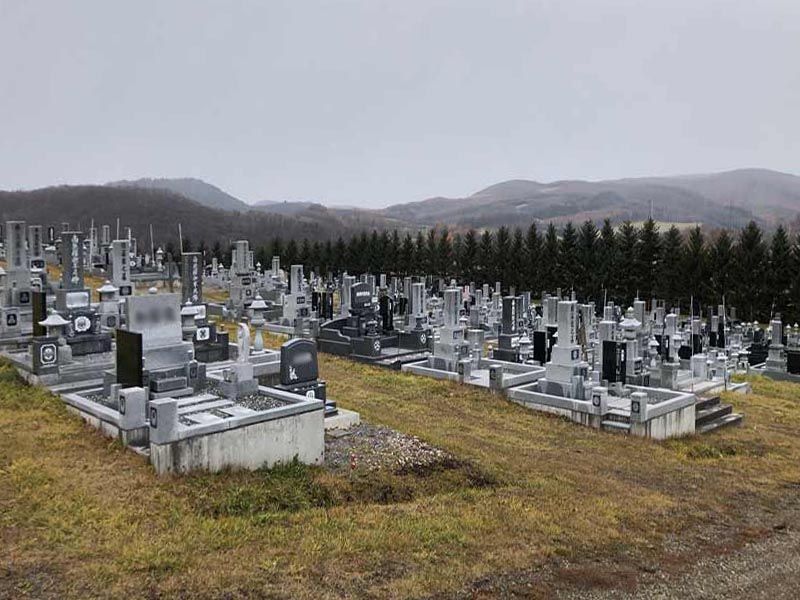 遠軽町営 学田墓地