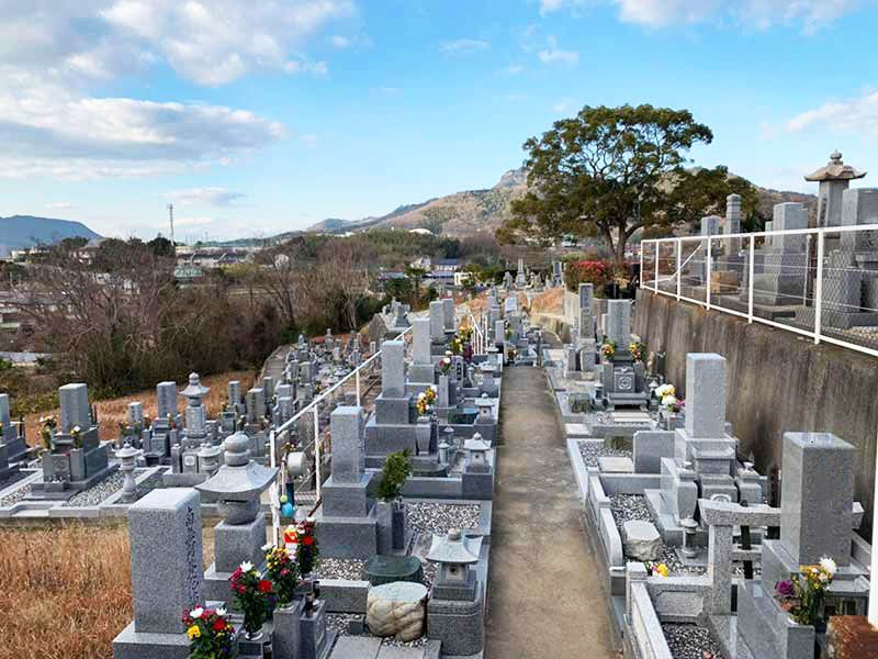 高松市営鐙田墓地