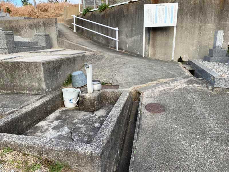 高松市営鐙田墓地