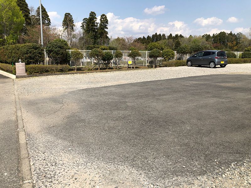 香華院第２千葉東霊苑　駐車スペース