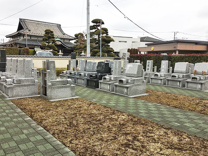 やすらぎ永久の碑　管理が行き届いている墓域