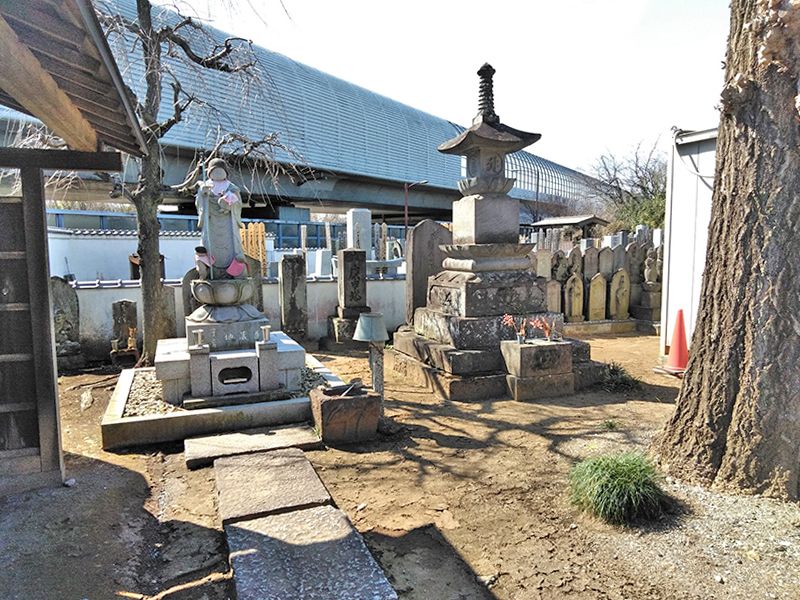 川口草加霊園 はじまりの杜　子育て地蔵尊像