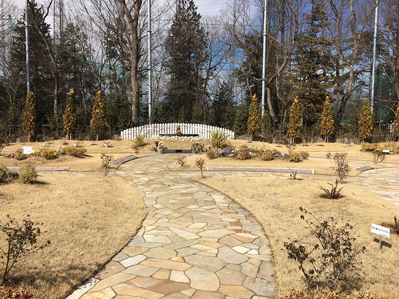やすらぎの花の里 所沢西武霊園　樹木葬「凛」